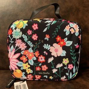 Vera Bradley NWT Lighten Up Lunch Box